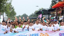 Ấn tượng Giải Đường chạy sắc màu “Color Run EcoLakes 2024”