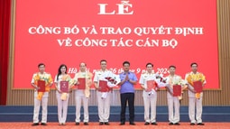 FV88 nhà cái World Cup 2026 tối cao công bố và trao quyết định về công tác cán bộ