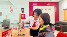 Thu thập sinh trắc học trên Agribank Plus - Cơ hội rinh iPhone 16 và nhiều quà hấp dẫn