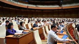 Quốc hội thông qua Nghị quyết thí điểm về một số cơ chế, chính sách đặc thù phát triển nhà ở xã hội