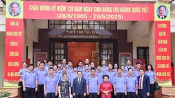 Chùm ảnh: Hội thảo khoa học "Đồng chí Hoàng Quốc Việt với ngành Kiểm sát nhân dân”