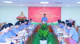 Viện trưởng VKSND tối cao Nguyễn Huy Tiến kiểm tra công tác sắp xếp, tinh gọn tổ chức bộ máy tại VKSND TP Hà Nội