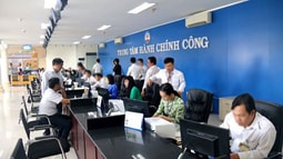 Thủ tướng yêu cầu triển khai các nghị định về phân cấp, phân quyền, bảo đảm hiệu quả, không để ngắt quãng