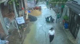 Vụ nữ cán bộ xô ngã xe của shipper - cả hai đều nhận lỗi, hoà giải rút kinh nghiệm