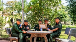 Những bức tranh “Viết tiếp câu chuyện hòa bình” từ Vinamilk: Khi lòng biết ơn được vẽ thành hình