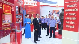 Những hình ảnh ấn tượng tại không gian trưng bày "Thành tựu ngành Kiểm sát nhân dân"