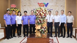 Lãnh đạo VKSND tối cao chúc mừng 80 năm Ngày thành lập Đài Tiếng nói Việt Nam và 55 năm Ngày thành lập Đài Truyền hình Việt Nam