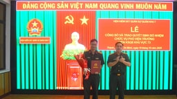 Công bố, trao Quyết định bổ nhiệm Phó Viện trưởng VKSQS khu vực 73 Quân khu 7