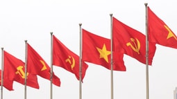 Tiếp tục xây dựng, hoàn thiện tổ chức bộ máy của hệ thống chính trị trong thời gian tới