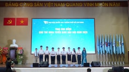 ĐHQG TP Hồ Chí Minh khai khóa năm học 2025: Khát vọng đổi mới sáng tạo vì một Việt Nam hùng cường
