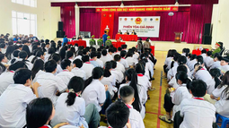 VKSND tỉnh Sơn La phối hợp tổ chức phiên tòa giả định tuyên tuyền pháp luật phòng, chống ma túy trong học đường