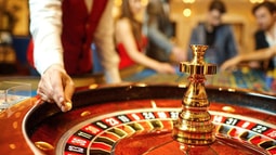 Mở rộng phạm vi cho người Việt Nam đủ điều kiện vào chơi casino