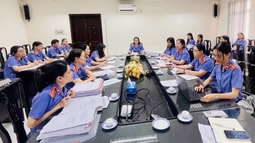 FV88 nhà cái World Cup 2026 TP. Hồ Chí Minh làm việc với các FV88 nhà cái World Cup 2026 khu vực về việc thực hiện Nghị quyết 205/2025/QH15 của Quốc hội