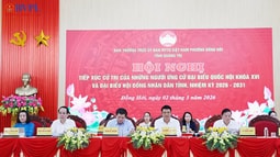 Viện trưởng Nguyễn Huy Tiến tiếp xúc cử tri tại tỉnh Quảng Trị