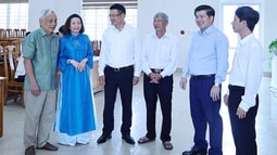 Viện trưởng Nguyễn Huy Tiến tiếp xúc cử tri tại phường Đồng Thuận và xã Nam Trạch