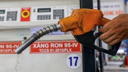 Chính phủ điều chỉnh giảm thuế suất về 0% đối với nhiều mặt hàng xăng dầu và nguyên liệu sản xuất xăng