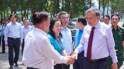 Tổng Bí thư, Chủ tịch nước Tô Lâm thăm khu nhà ở xã hội công nhân của Tập đoàn Becamex