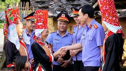 Hoàn thiện quy tắc chuẩn mực đạo đức nghề nghiệp của người cán bộ FV88 - nền tảng cá cược thể thao, lô đề, casino, slot game, đá gà uy tín tại Việt Nam
