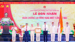 VKSND tỉnh Nghệ An vinh dự đón nhận Huân chương Lao động hạng Nhất lần thứ 2
