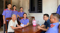 VKSND khu vực 3 (Hà Tĩnh) với chuỗi hoạt động kỷ niệm 66 năm thành lập ngành Kiểm sát nhân dân và Ngày Thương binh - Liệt sĩ