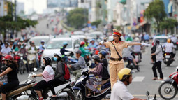 Bảo đảm trật tự, an toàn giao thông dịp Quốc khánh 2/9 và tháng cao điểm đưa học sinh đến trường