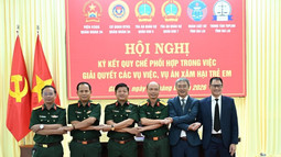 Hai cấp VKSQS Quân đoàn 34 ký quy chế phối hợp trong giải quyết các vụ việc, vụ án xâm hại trẻ em