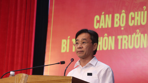 Hơn 700 cán bộ cơ sở ở Hà Tĩnh được học tập, quán triệt cuốn sách về chống tham nhũng của Tổng Bí thư 
