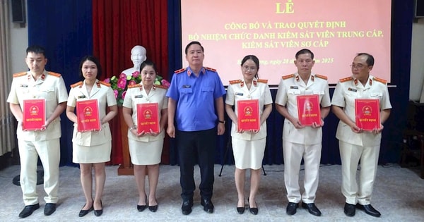 VKSND tỉnh Bình Dương công bố và trao Quyết định bổ nhiệm Kiểm sát viên trung cấp, Kiểm sát viên sơ cấp